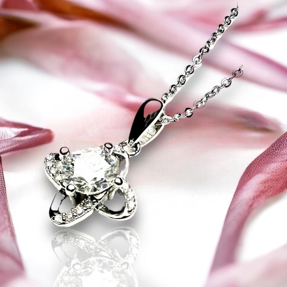 New Handmade Moissanite Pendant Sterling Silver, 1 Carat Round Brilliant